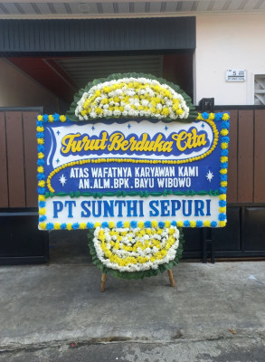 Papan Bunga Duka di Pulo Gadung