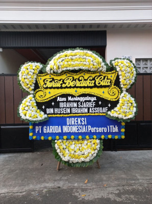 Papan Bunga Duka di Pulo Gadung